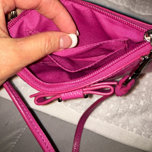 NWOT Pretty in Pink Coach Wristlet. Cute pink bow. - Picture 6 of 7